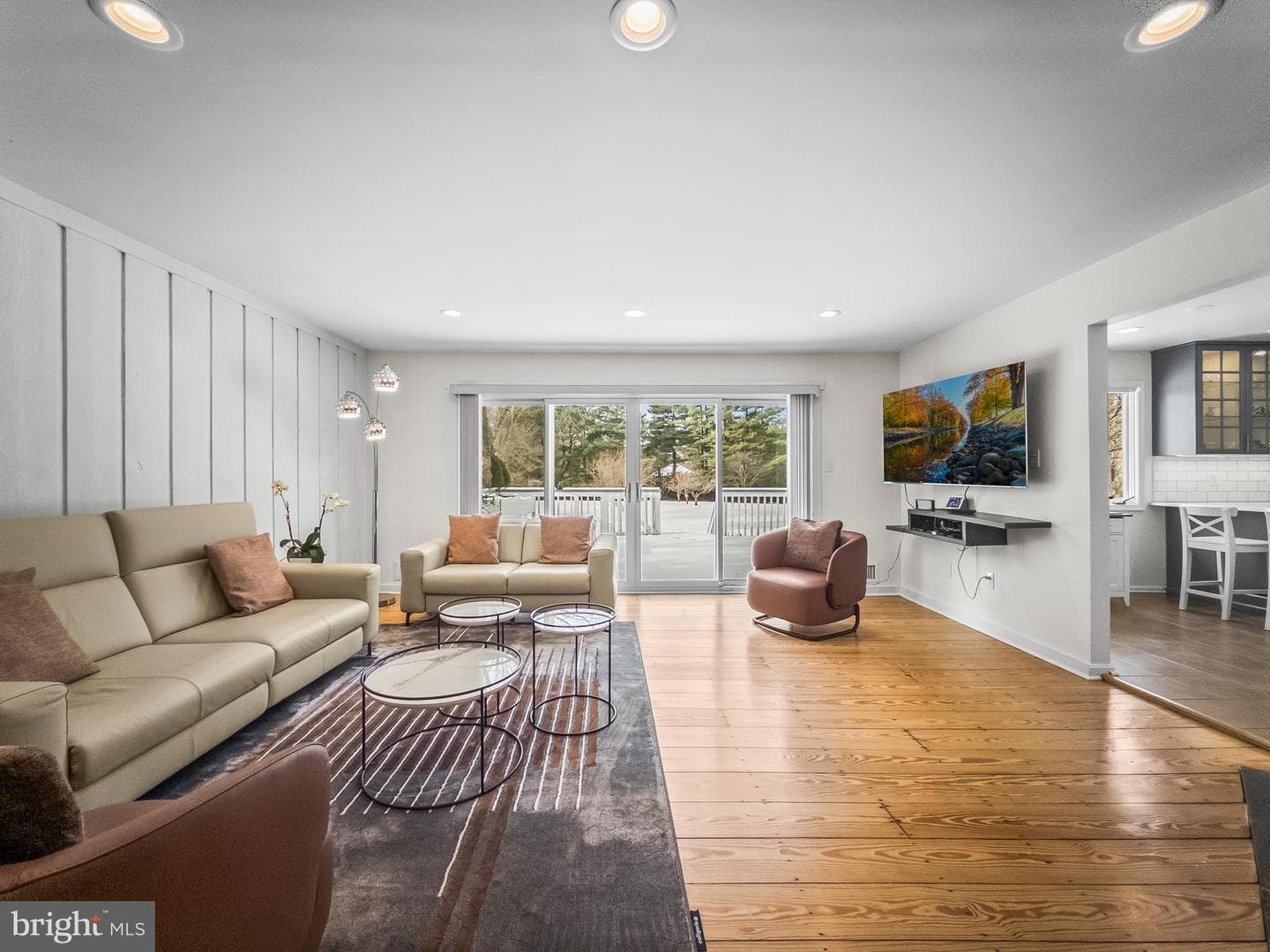 21600 Glendalough Road photo 21
