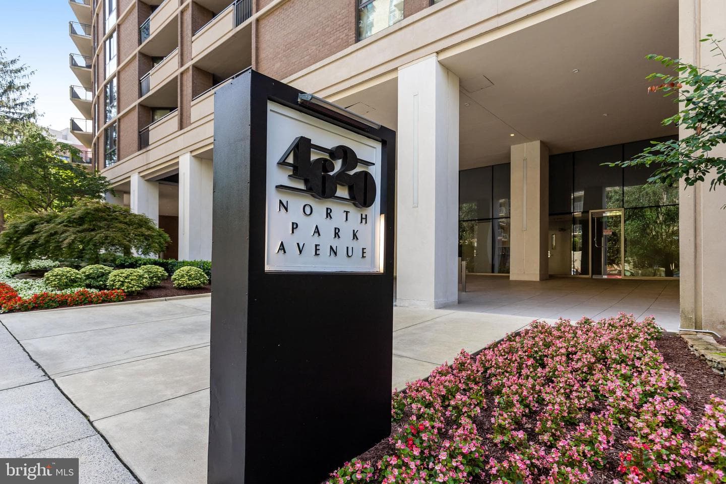 4620 N Park Avenue #308e photo 2