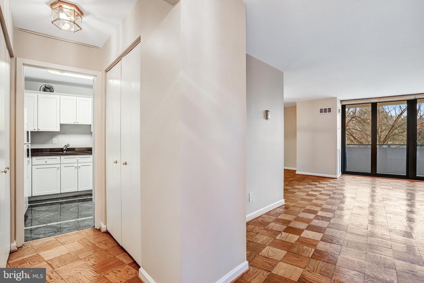 4620 N Park Avenue #308e photo 7
