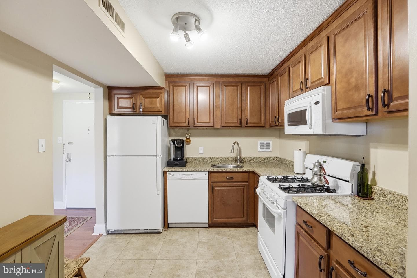 4 Monroe Street #909 photo 6