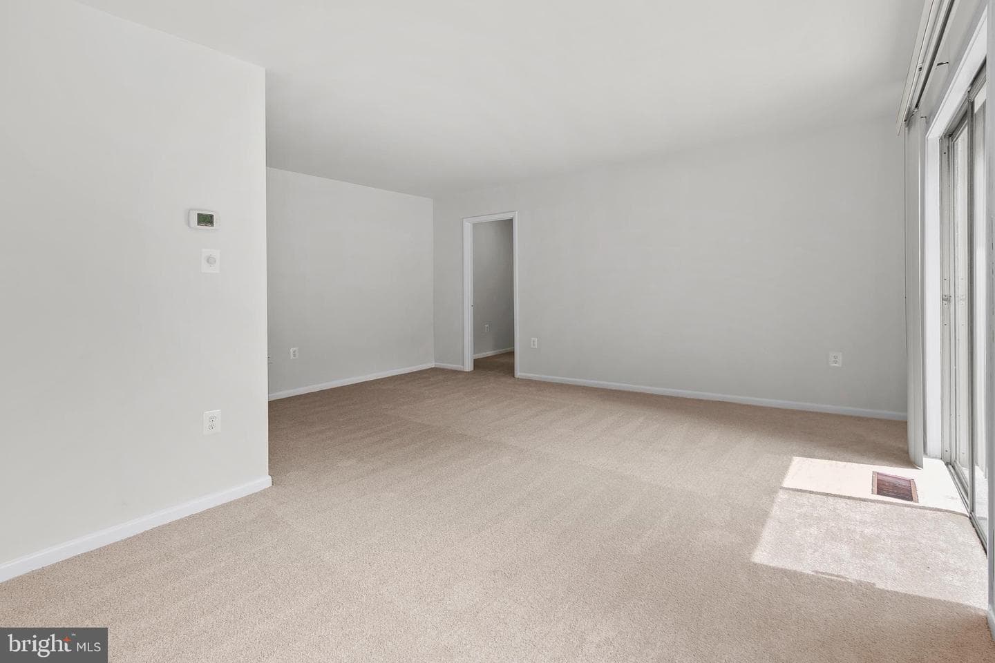 10626 Weymouth Street #204 photo 13