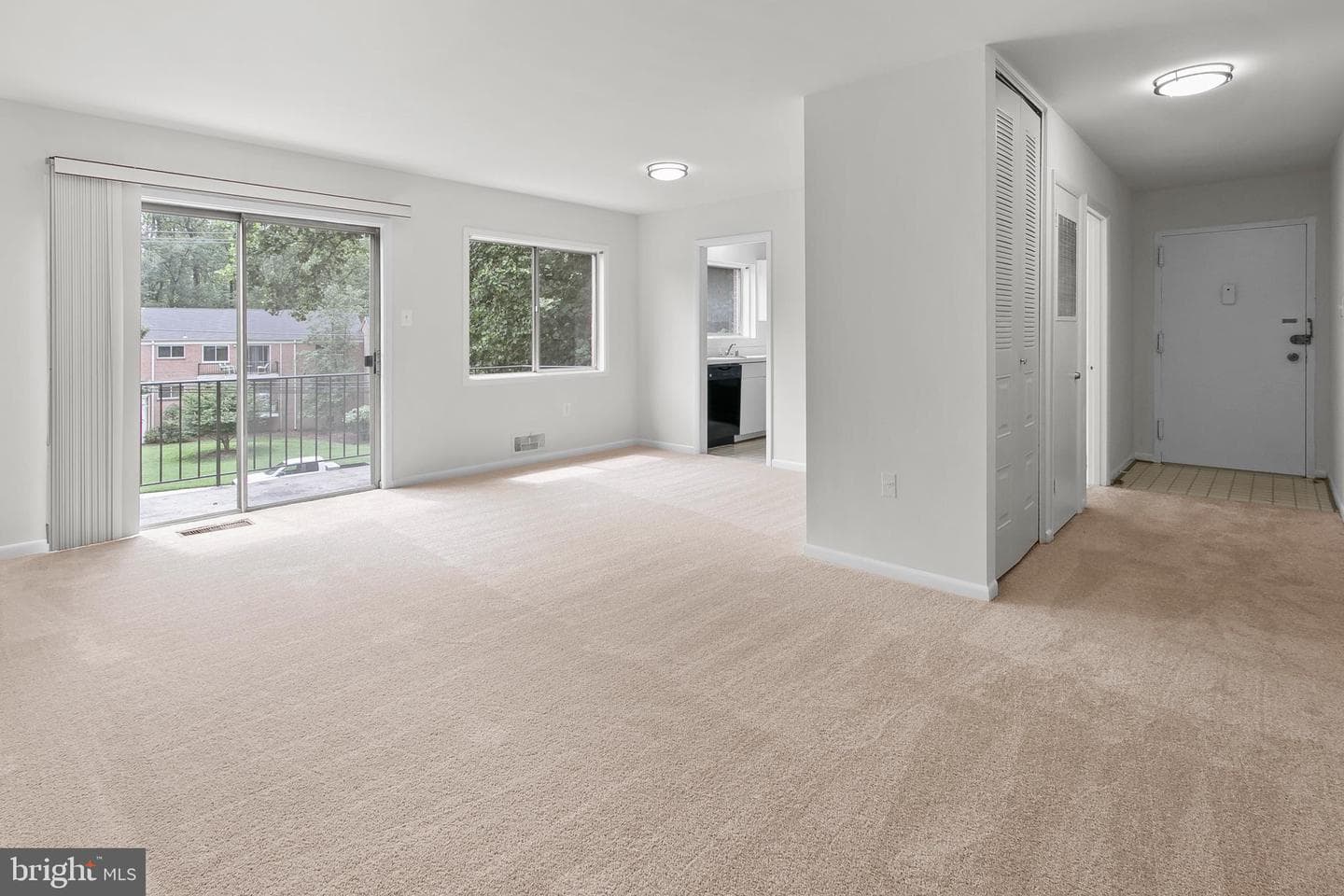 10626 Weymouth Street #204 photo 9