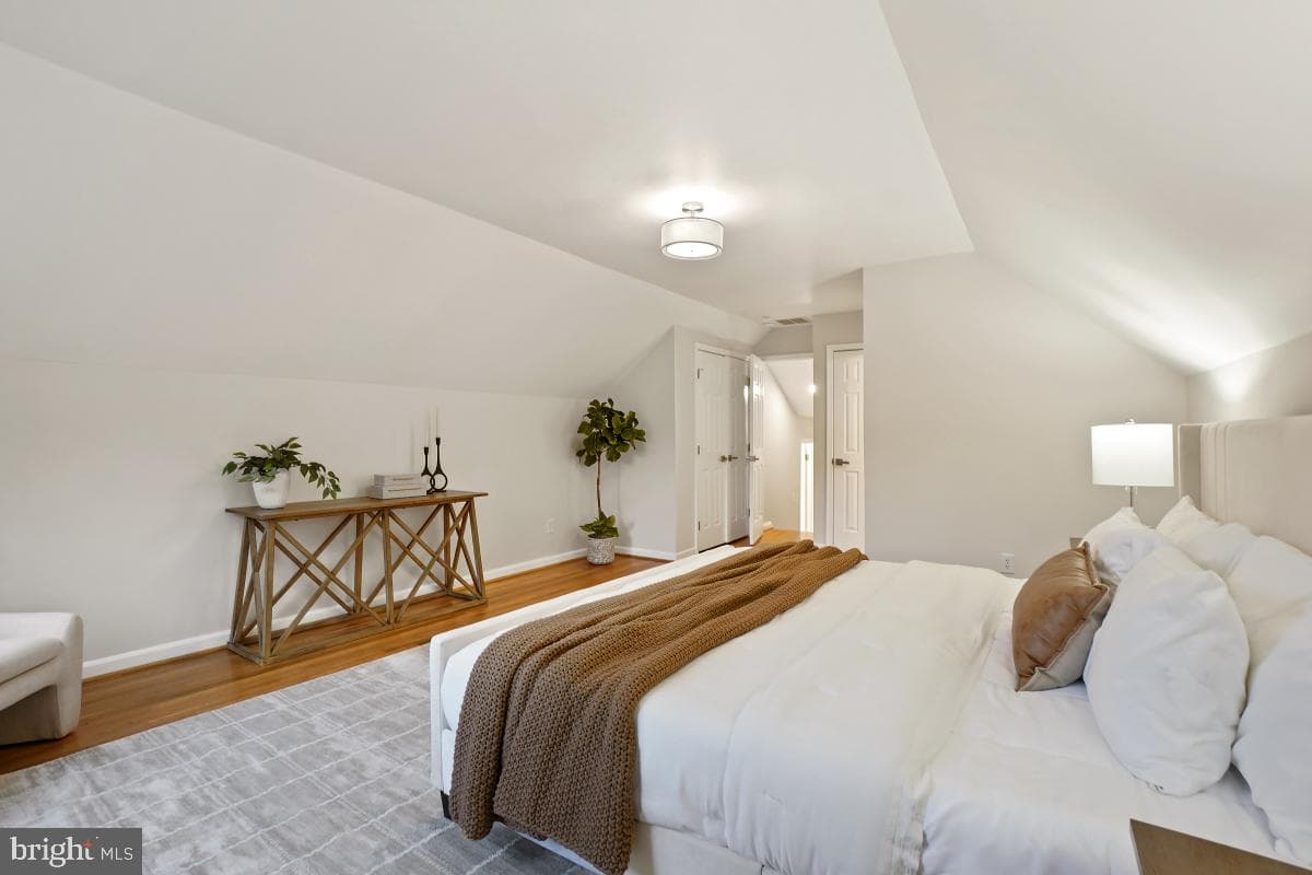 12130 Ambleside Drive photo 23