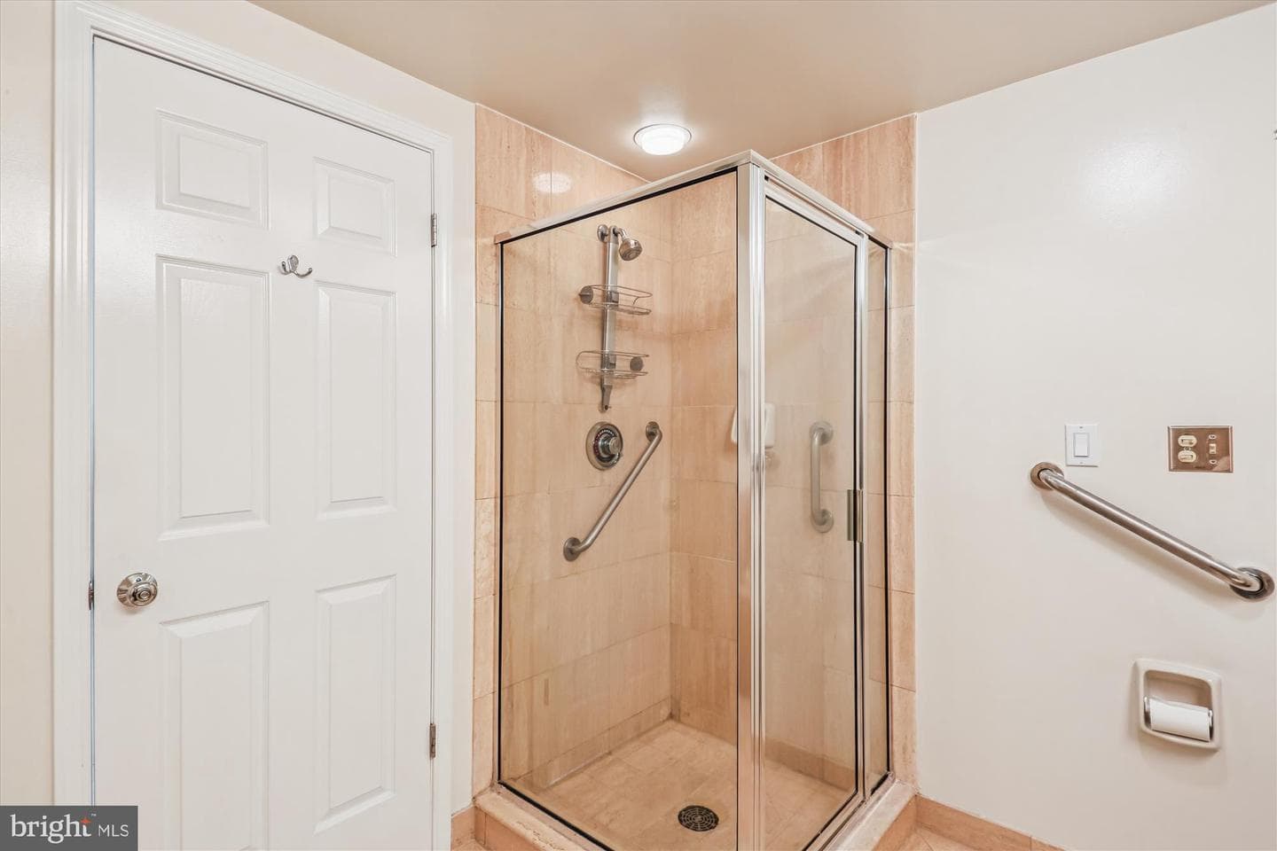 5600 Wisconsin Avenue #1105 photo 30