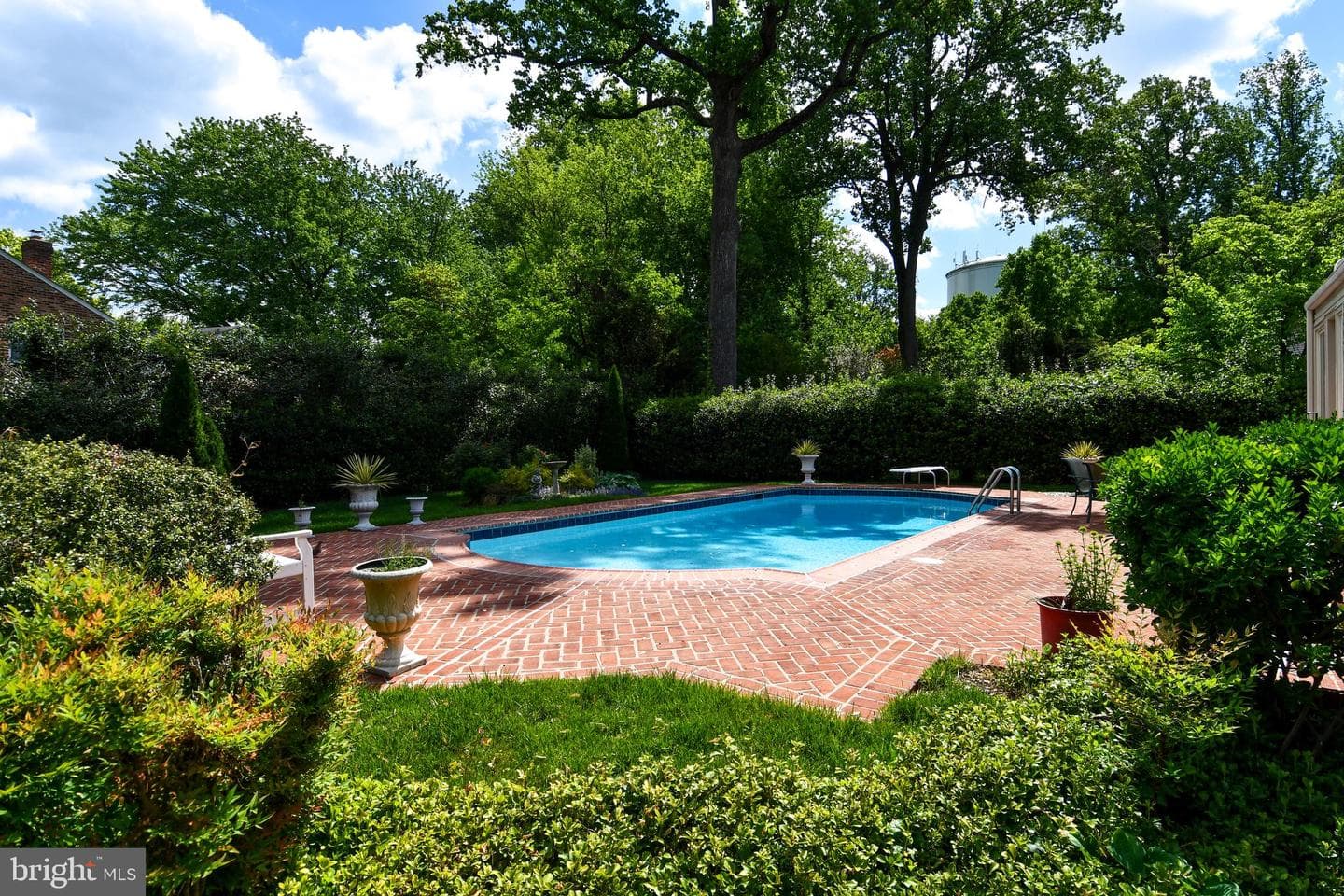7109 Radnor Road photo 65