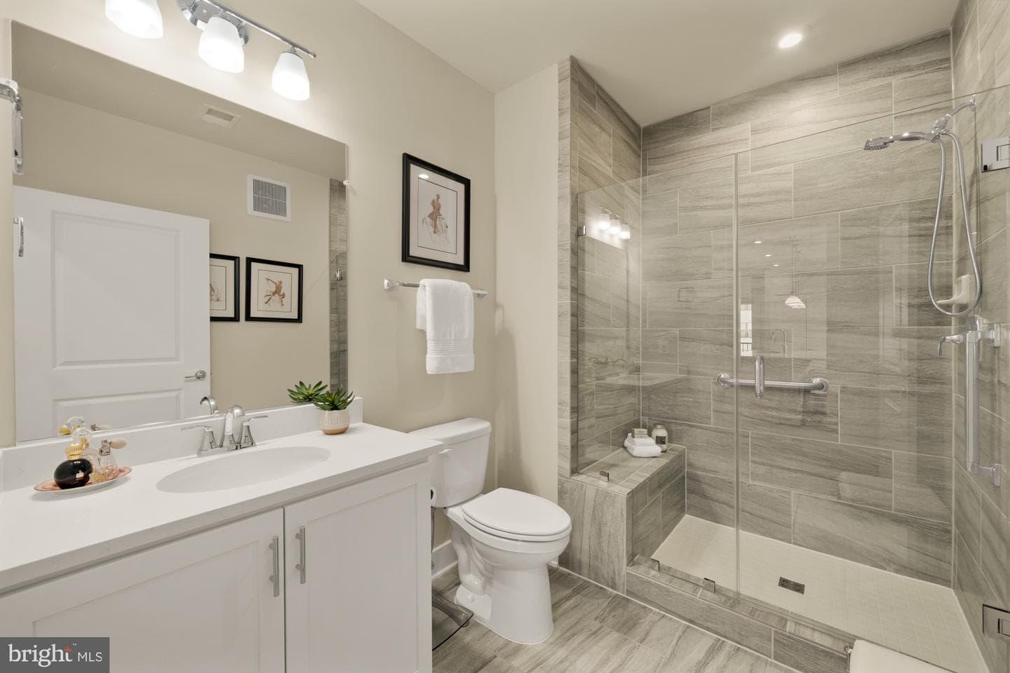 3501 Bellflower Lane #201 photo 34