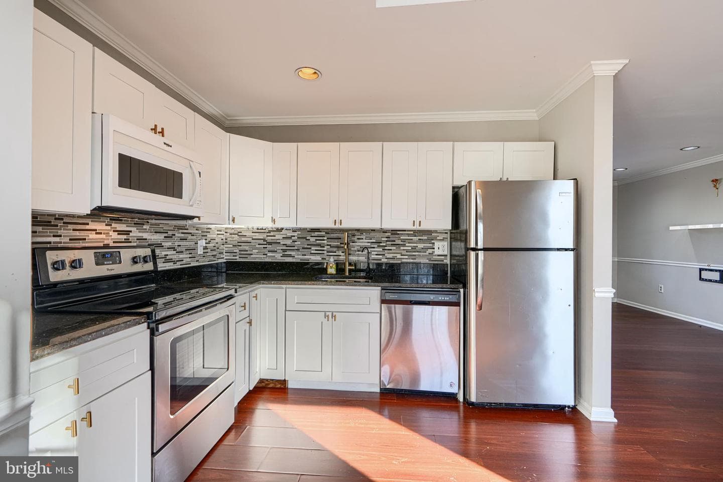 10100 Lewis Drive photo 18