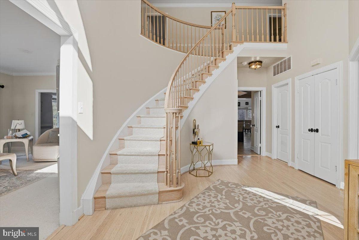 11221 Welland Street photo 24
