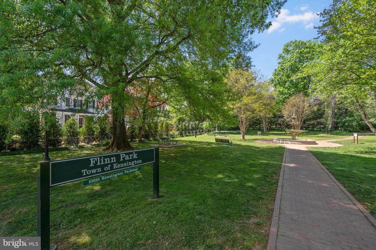 10312 Kensington Parkway photo 42