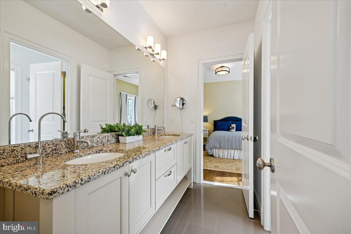 5709 Oldchester Road photo 35
