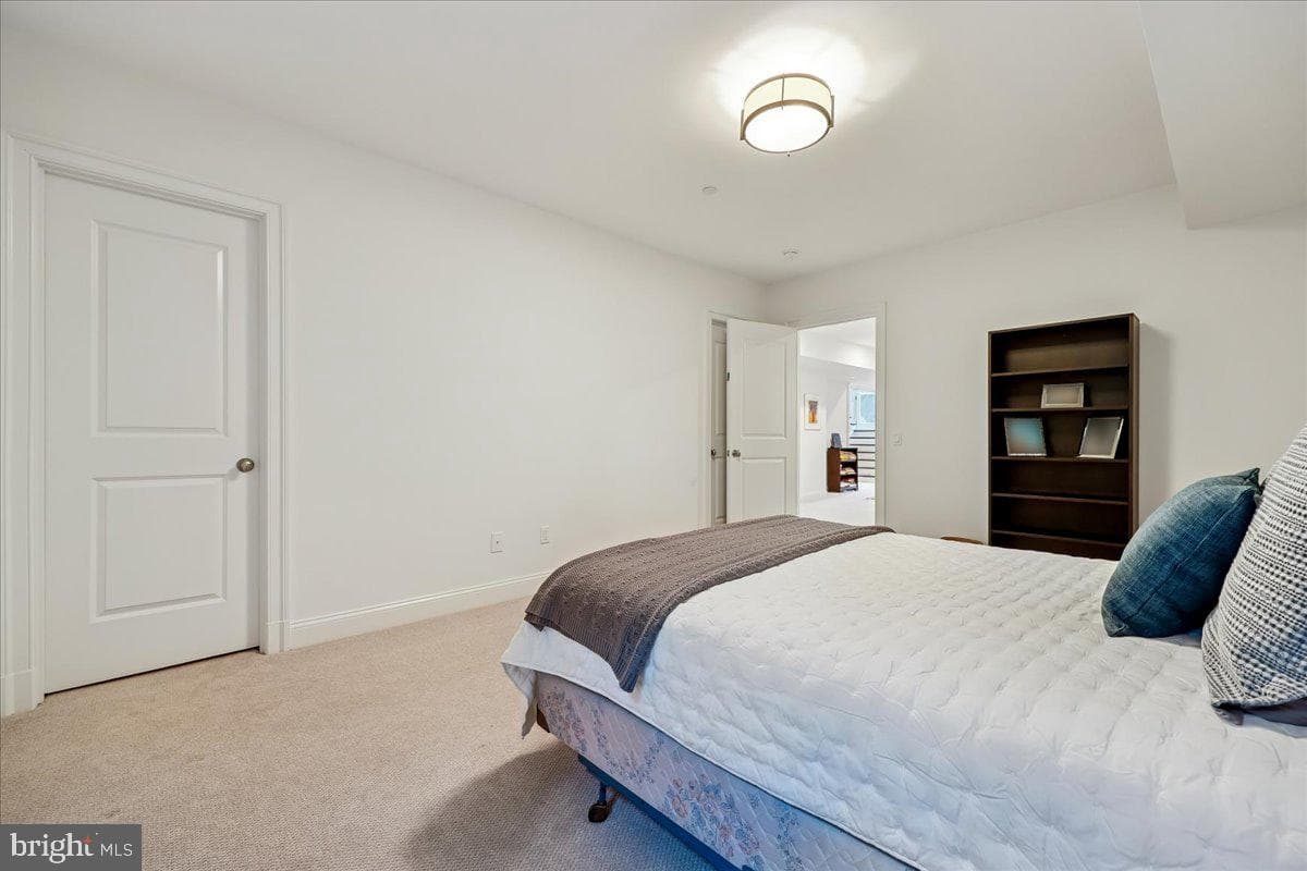 5709 Oldchester Road photo 45