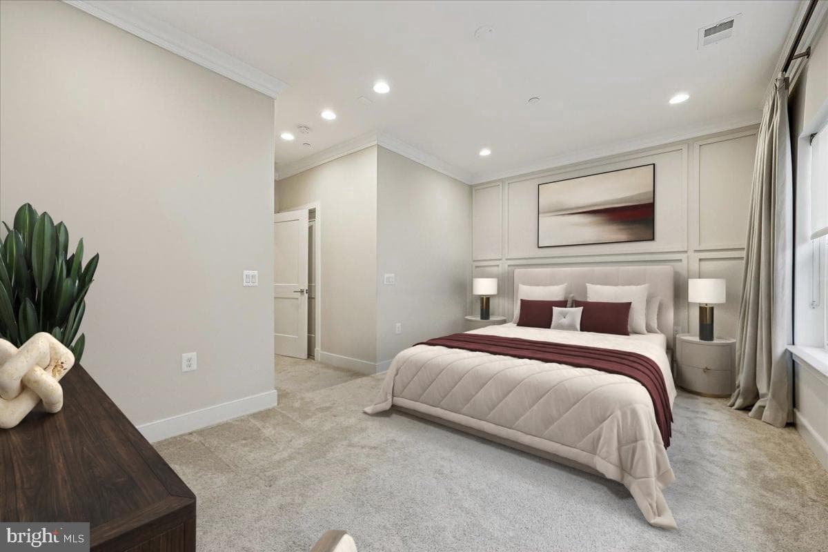 10340 Grosvenor Place photo 27
