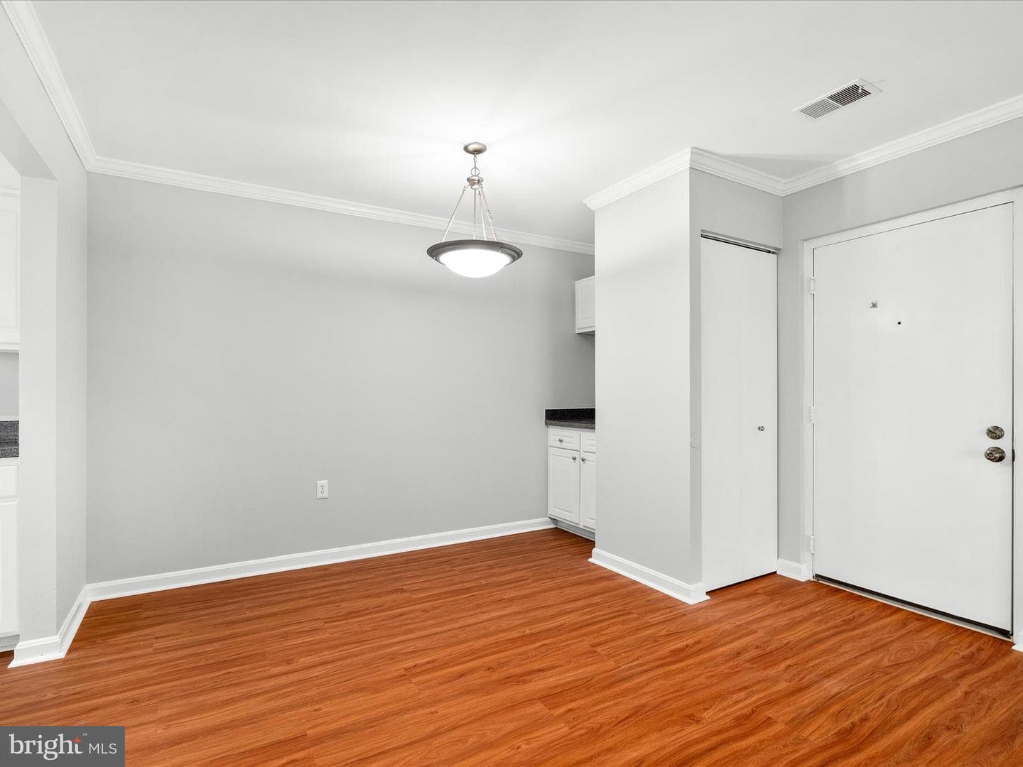 18334 Streamside Drive #101 photo 7