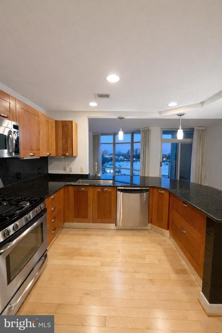 5750 Bou Avenue #812 photo 6