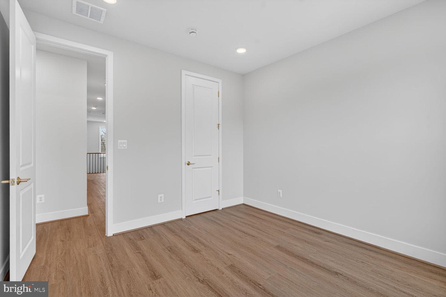 11977 Northpark Drive photo 12