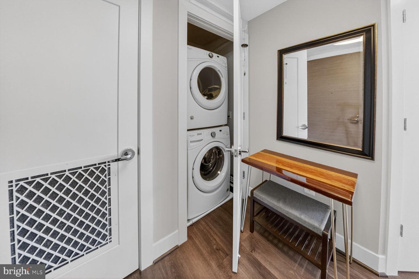 930 Rose Avenue #1604 photo 35