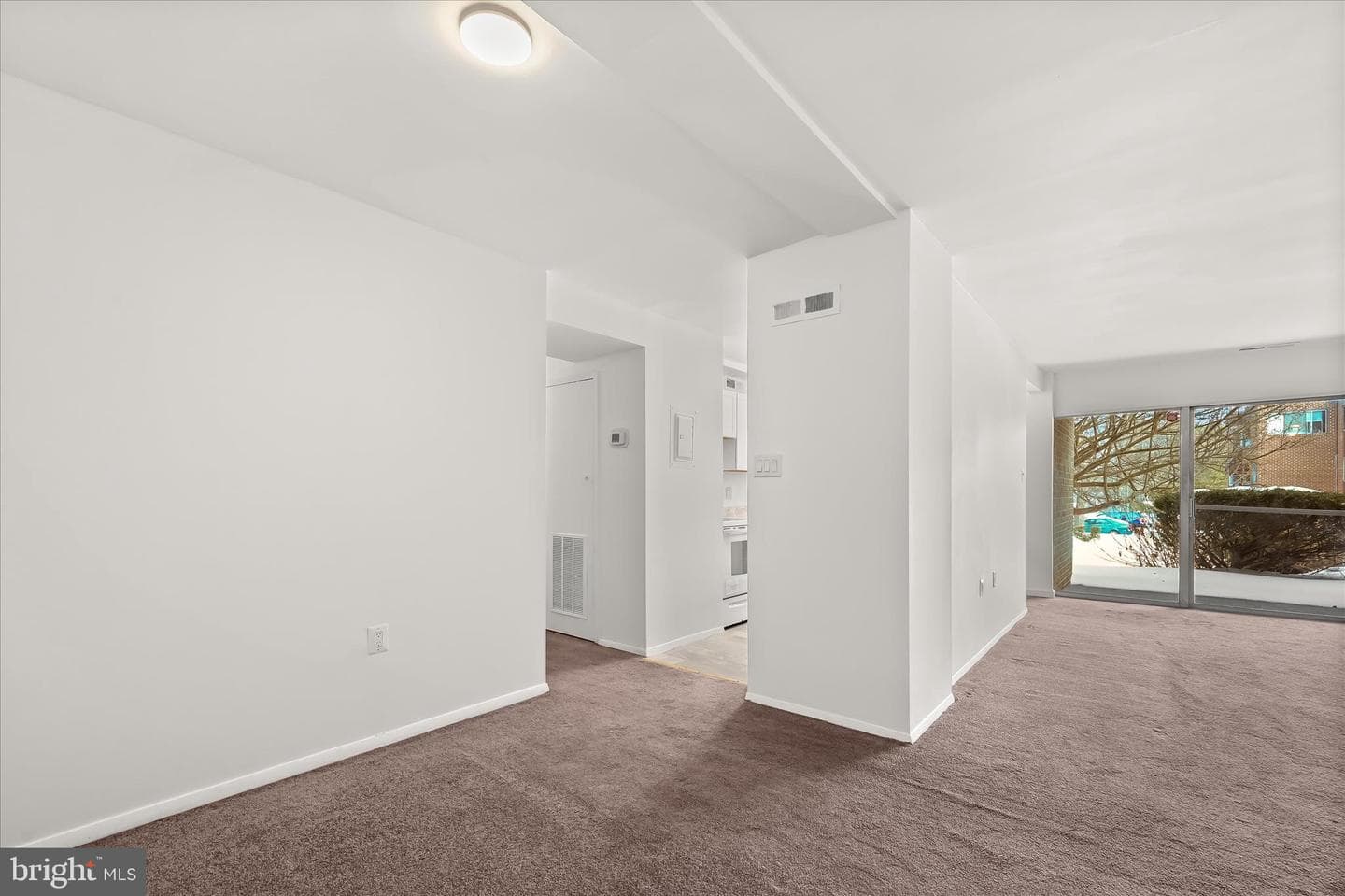416 Girard Street #t2 photo 11