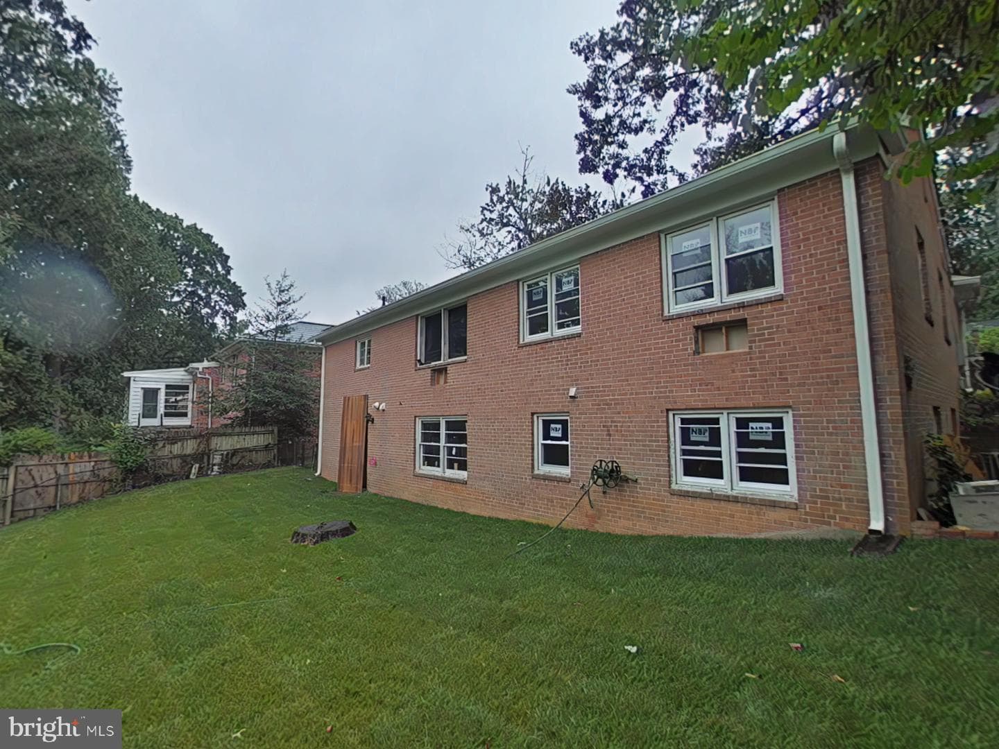 1409 Crestridge Drive photo 2