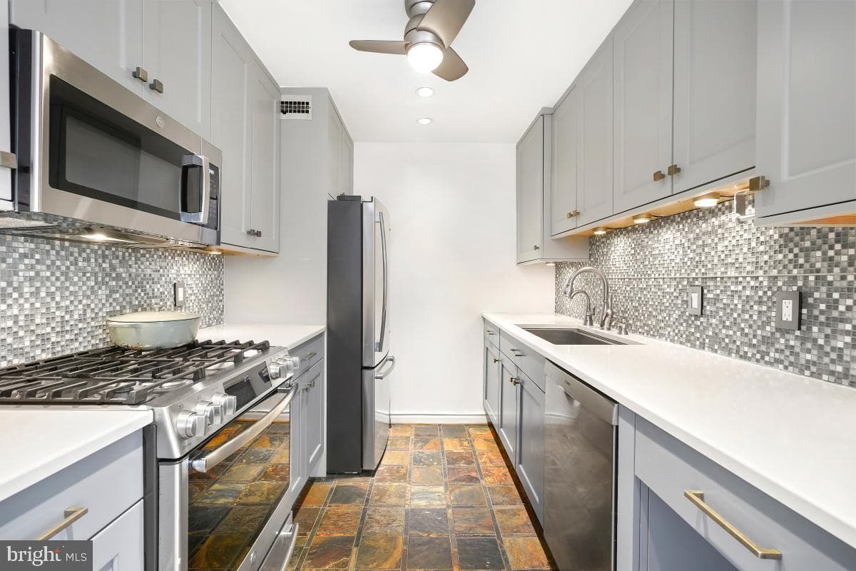 4977 Battery Lane #1-1014 photo 18