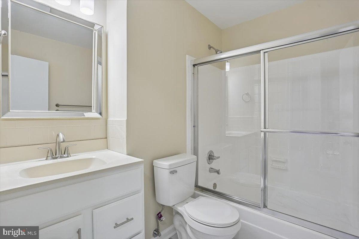 705 College Parkway photo 19