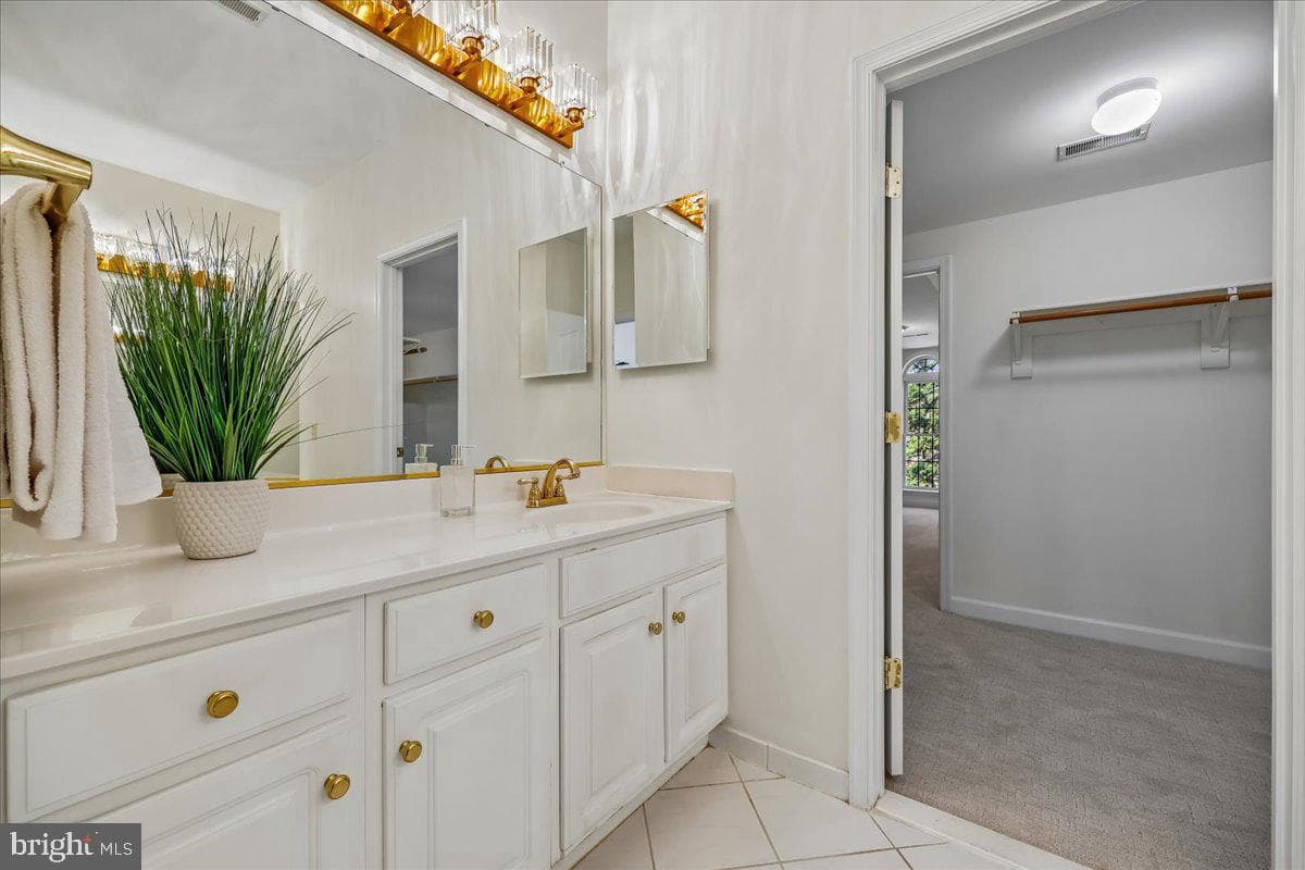 11021 Daybreak Court photo 27