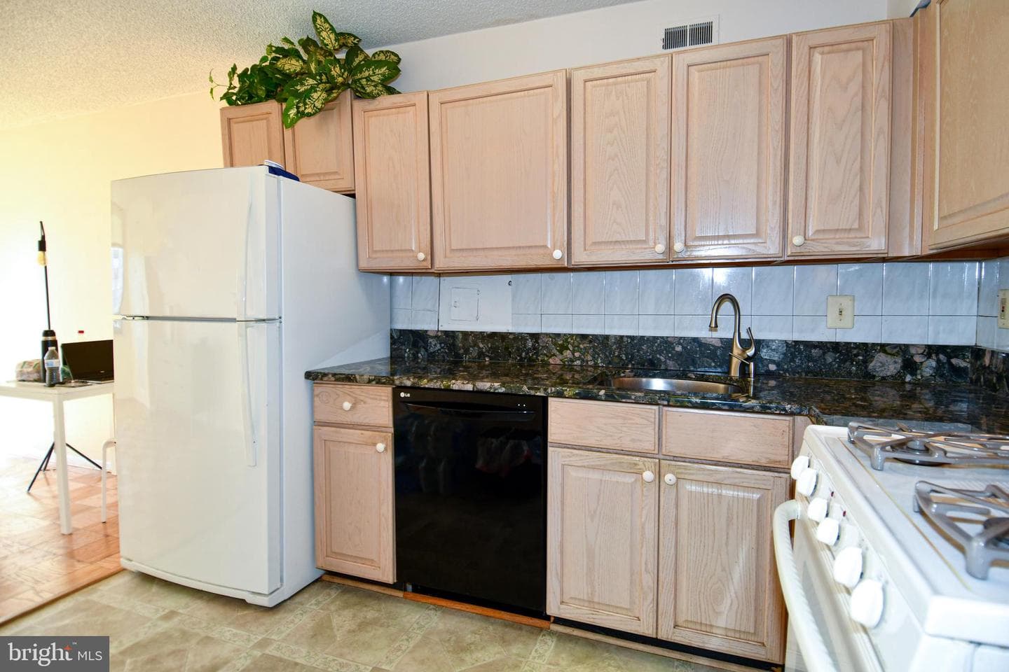 5225 Pooks Hill Road #803 N photo 4