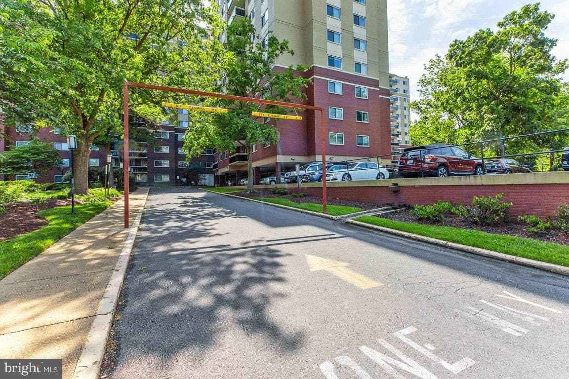 7333 New Hampshire Avenue #712 S photo 33