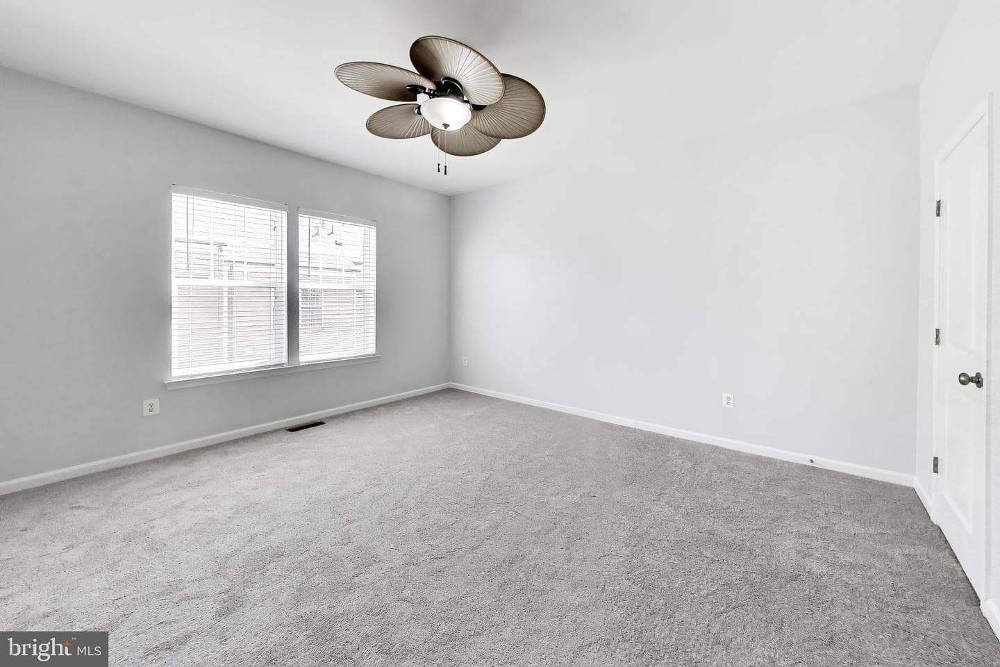 13214 Getty Lane photo 22