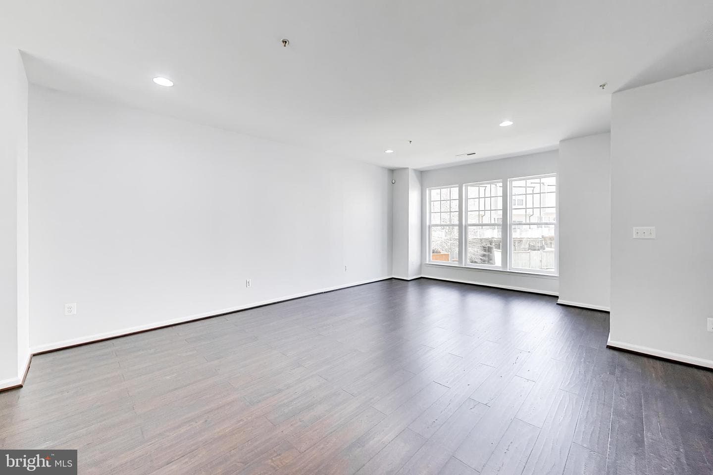 13214 Getty Lane photo 8