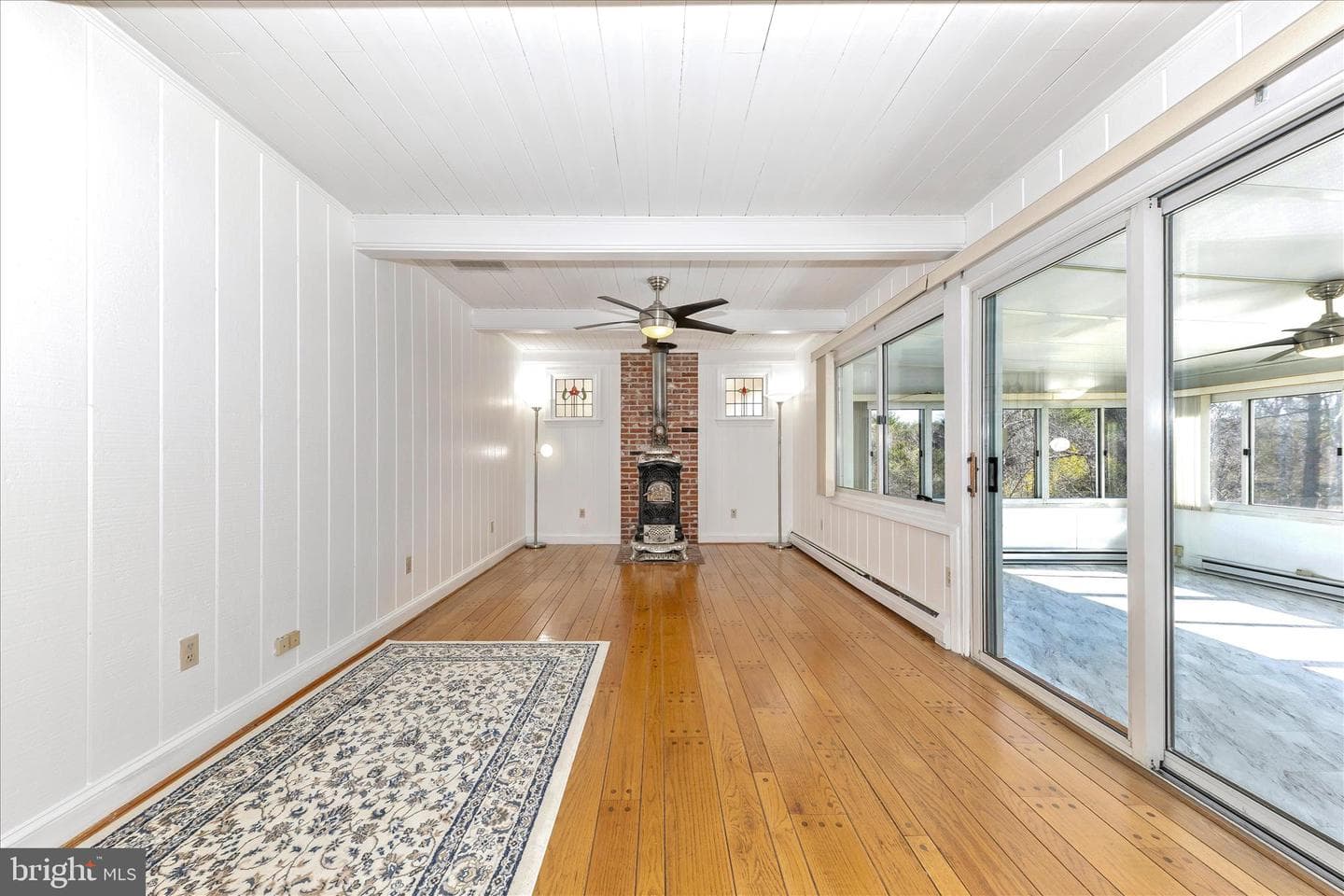 9504 Veirs Drive photo 18