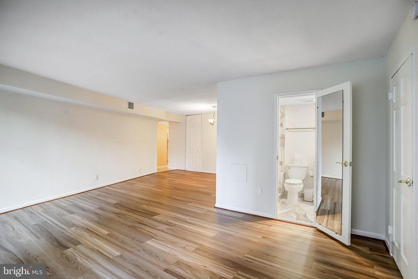 4601 N Park Ave # 209-J photo 14
