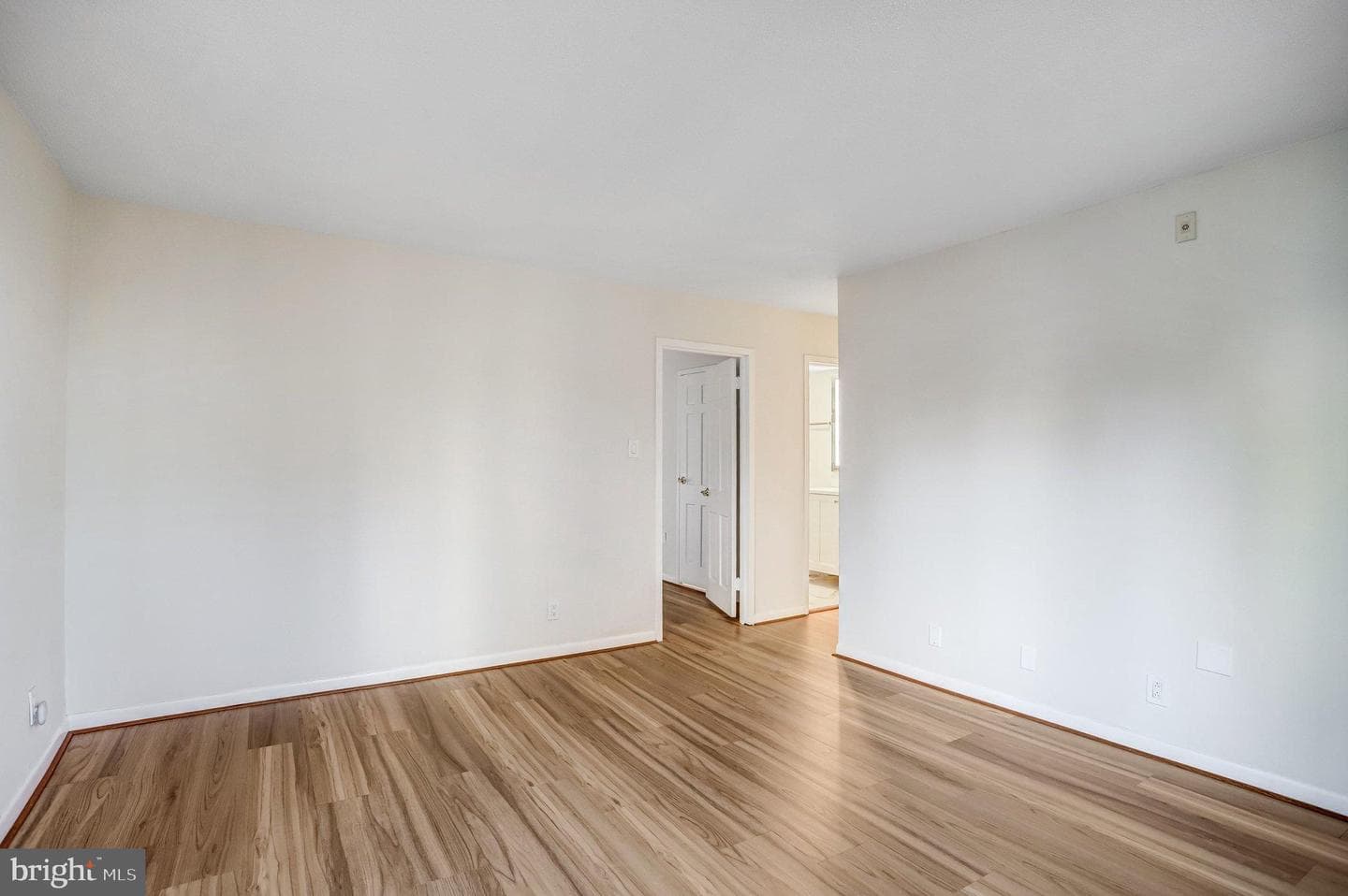 4601 N Park Ave # 209-J photo 18
