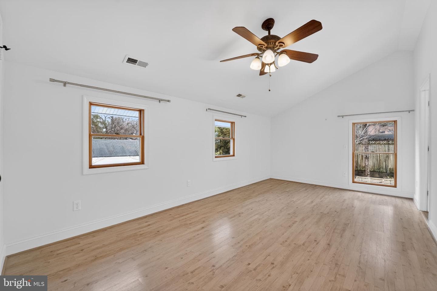 3511 Decatur Avenue photo 22
