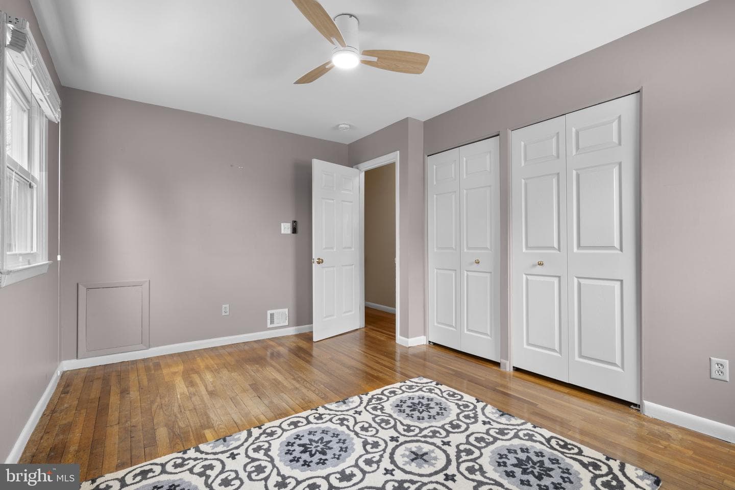 3008 Hardy Avenue photo 14