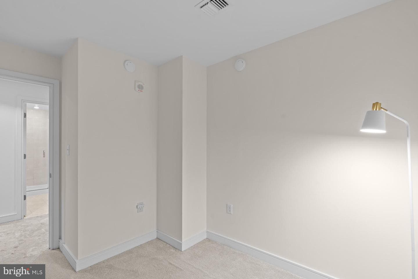 6820 Wisconsin Avenue #4003 photo 13