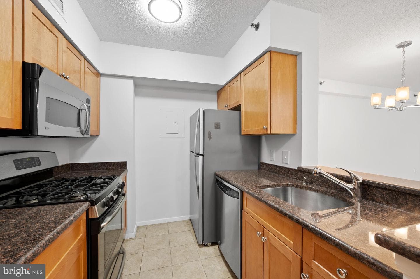 4801 Fairmont Ave # 412 photo 16