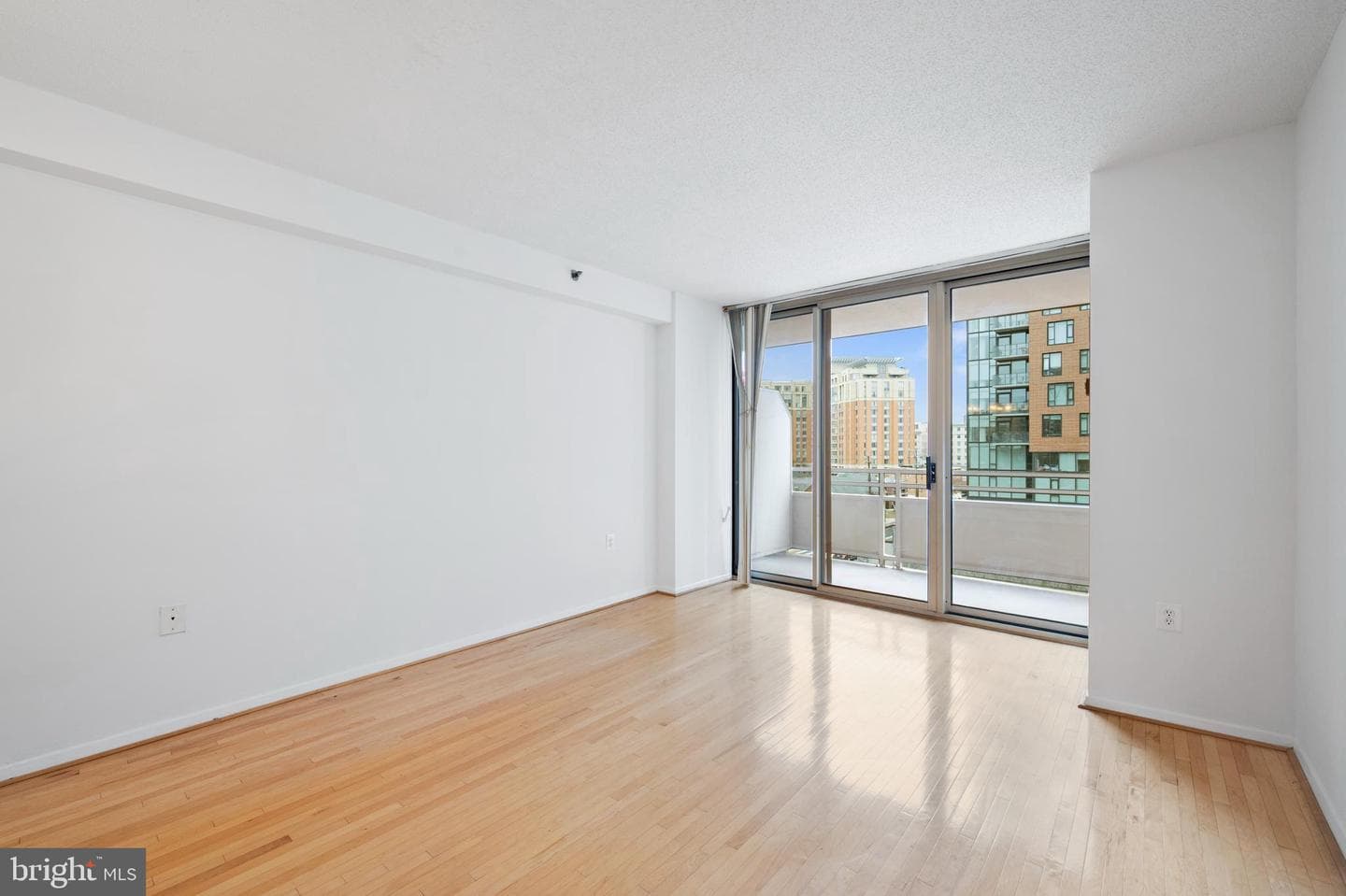 4801 Fairmont Ave # 412 photo 6
