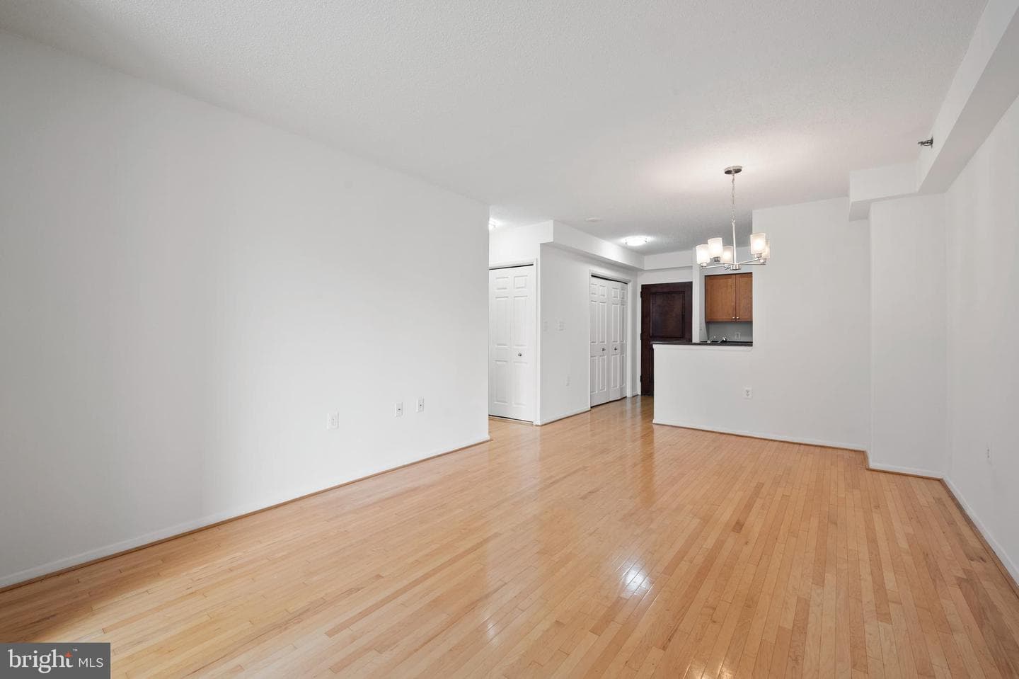 4801 Fairmont Ave # 412 photo 7