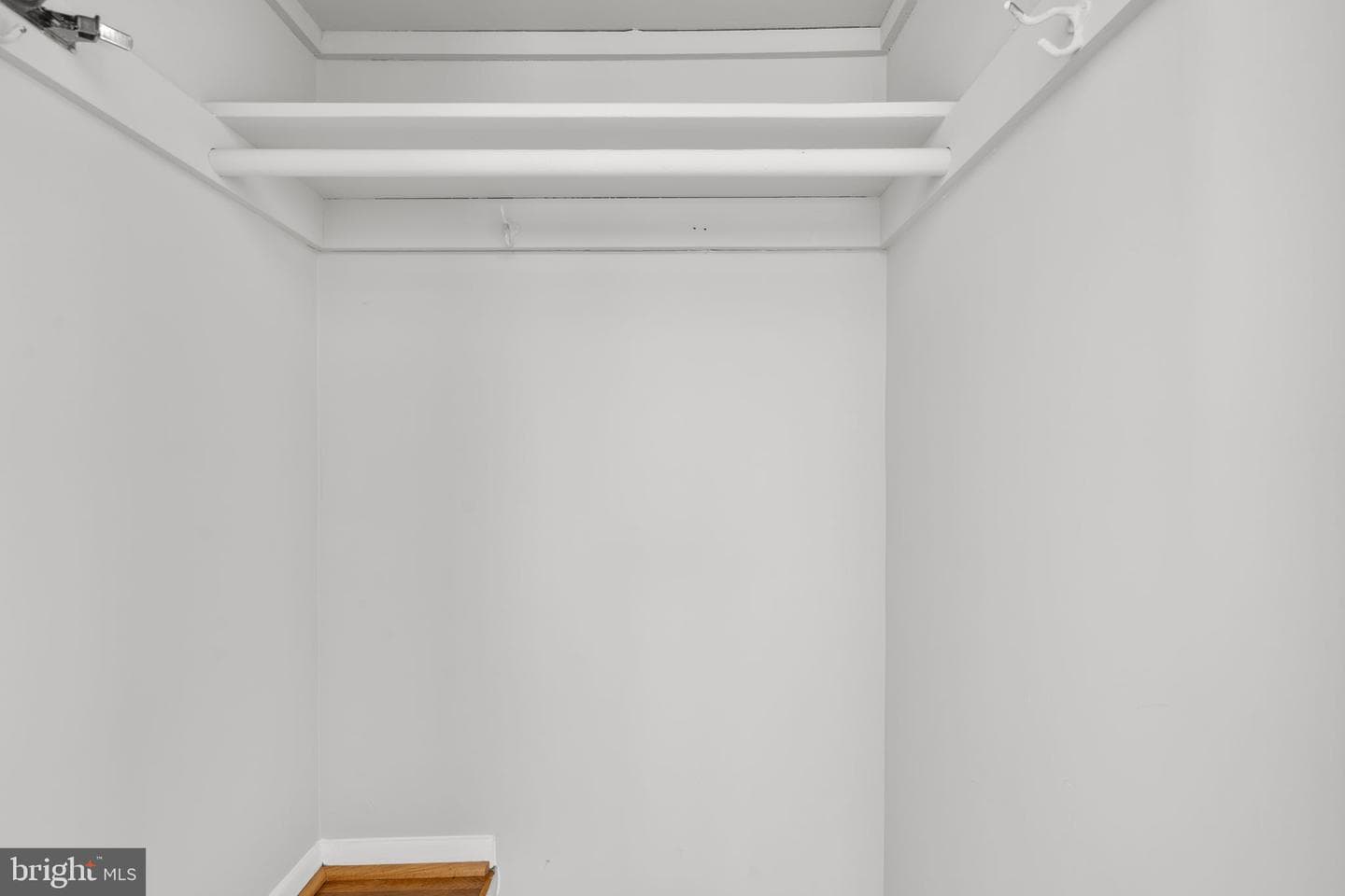 909 1st Street photo 16