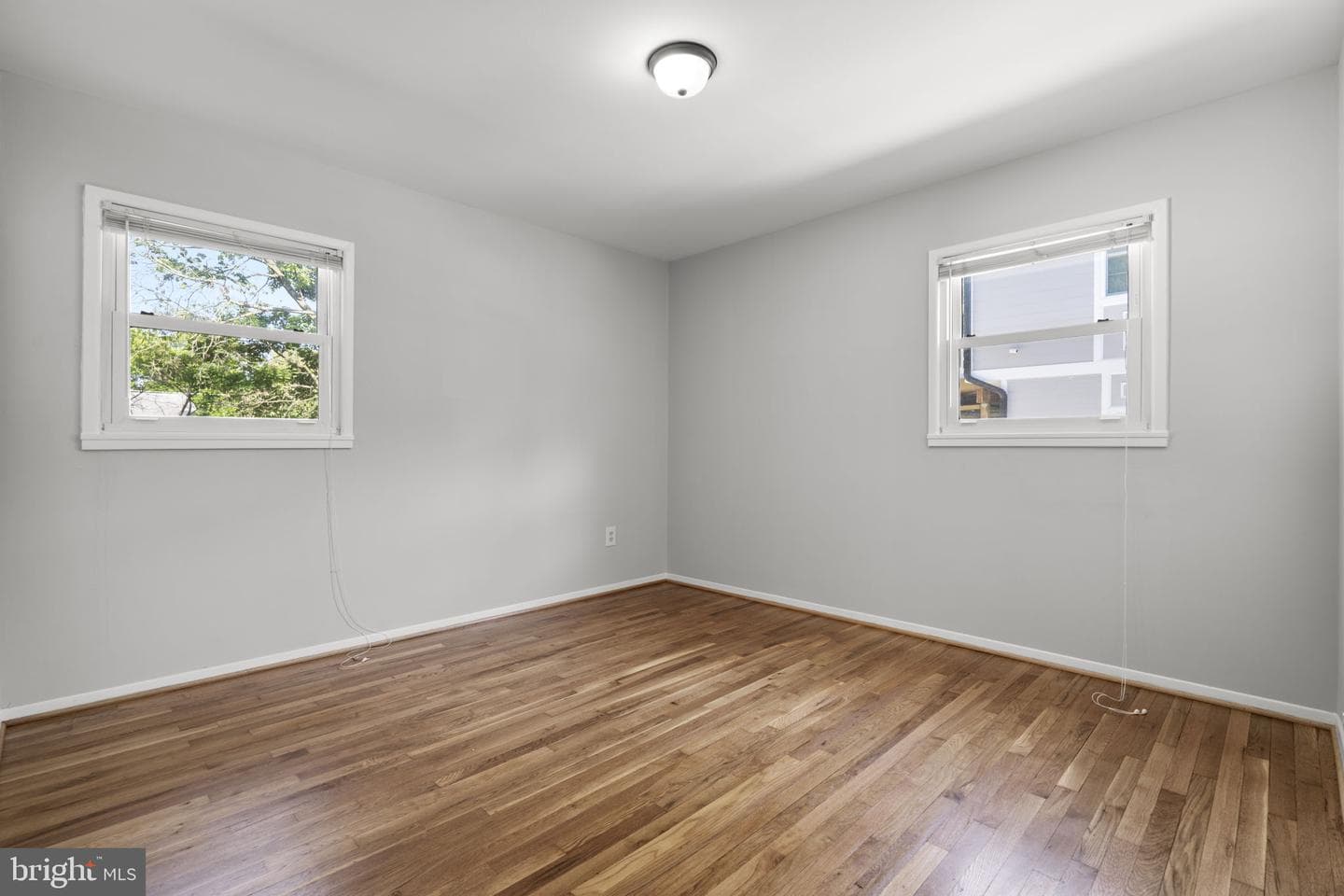 909 1st Street photo 22
