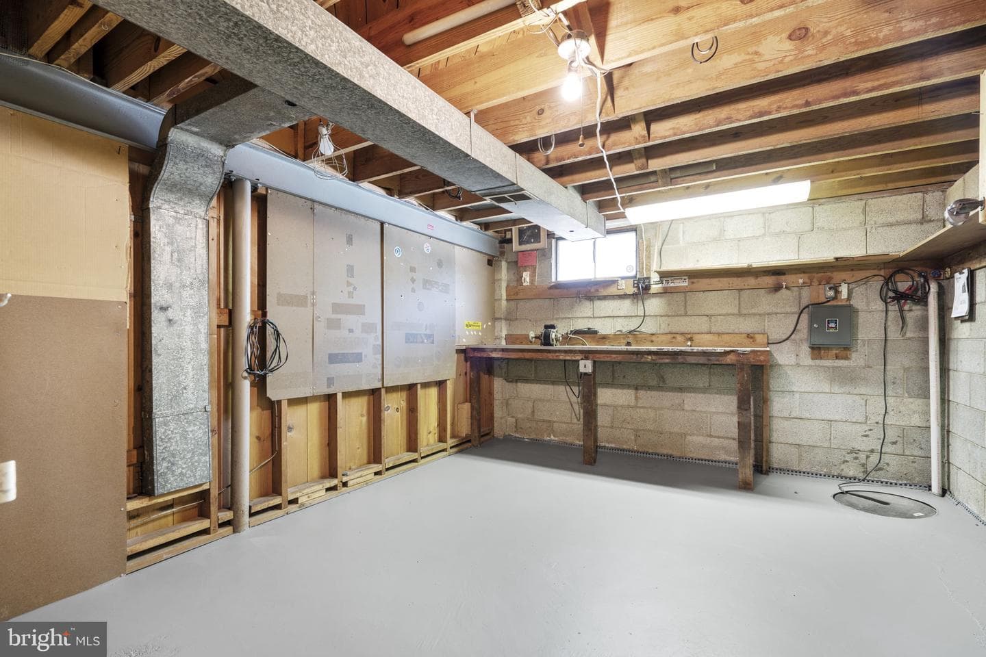 909 1st Street photo 34