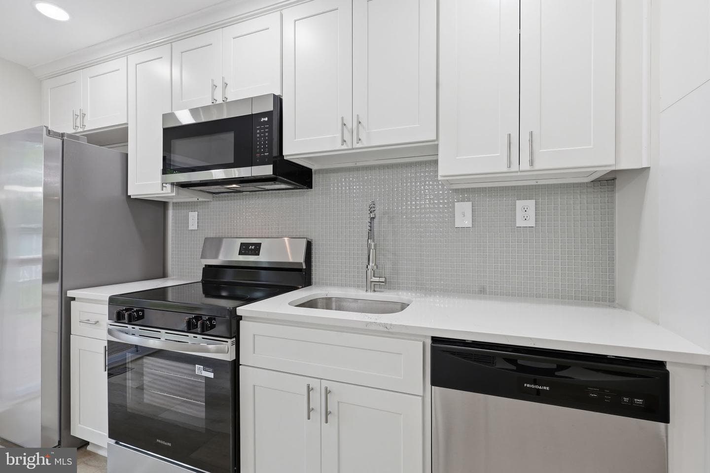 11000 Conti Place photo 10