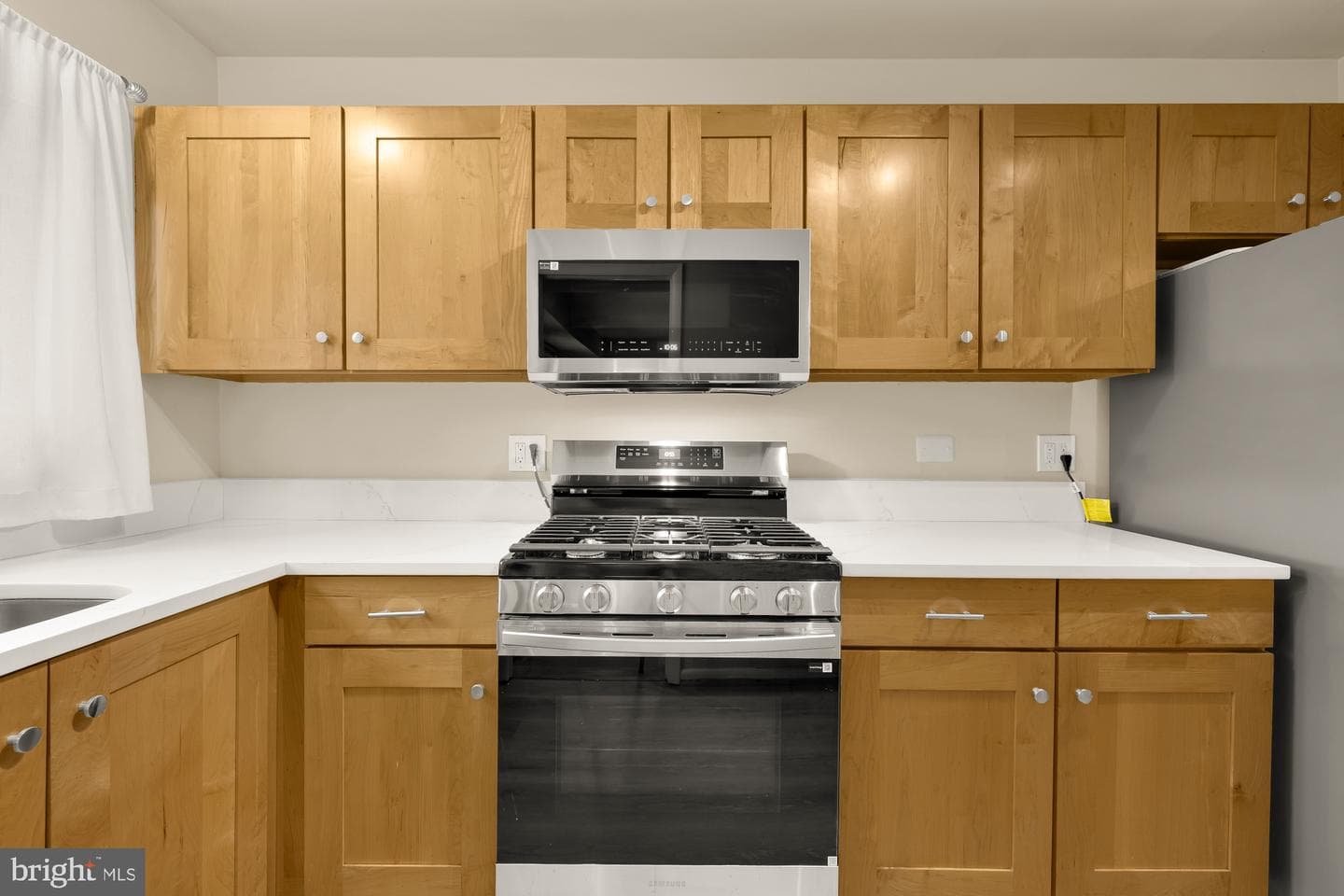 10661 Weymouth Street #102 photo 8