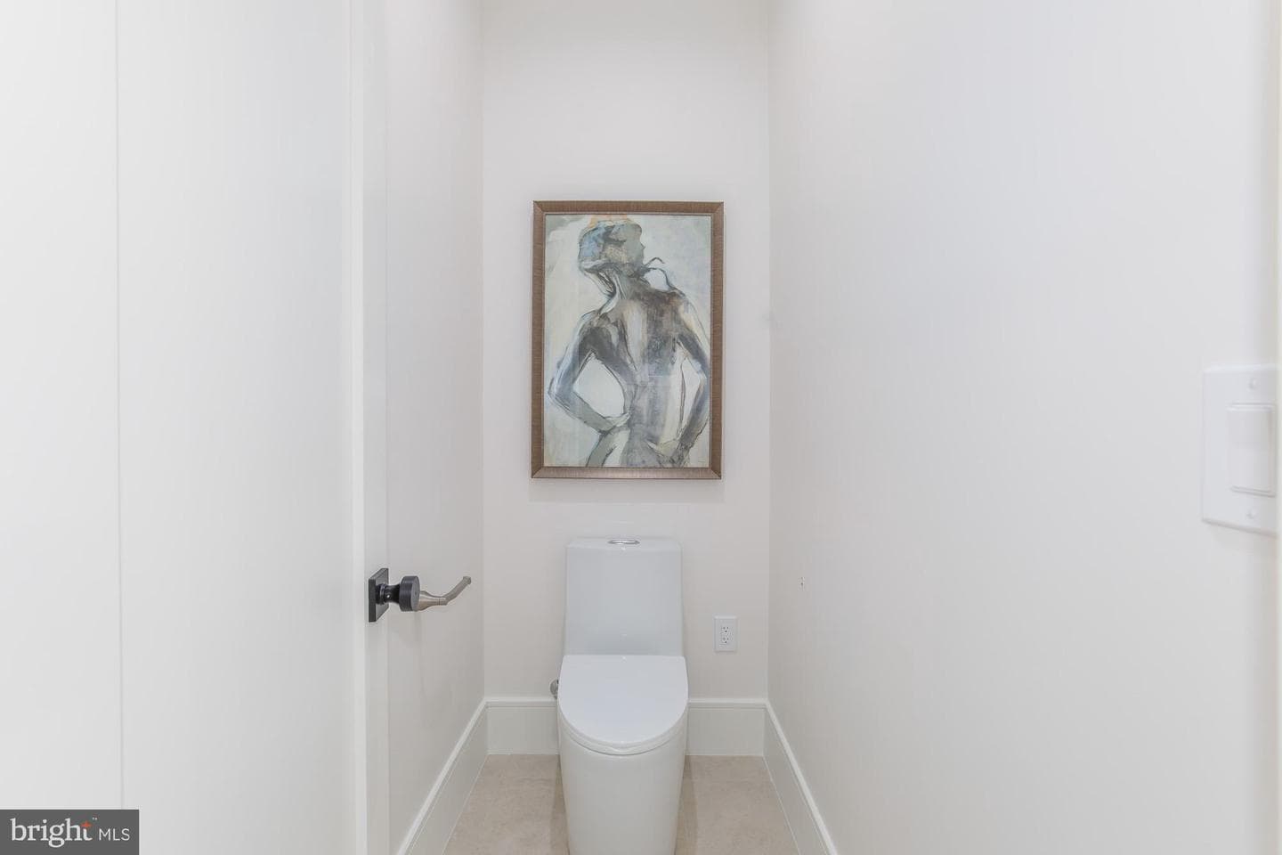 7113 Fairfax Road photo 32