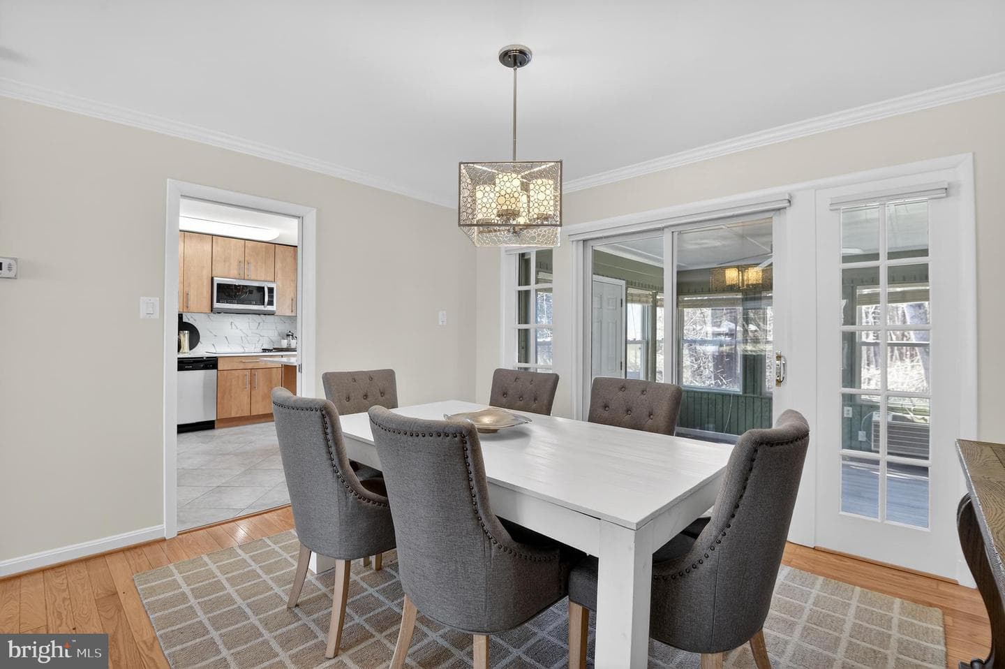 11004 Oakwood Street photo 9