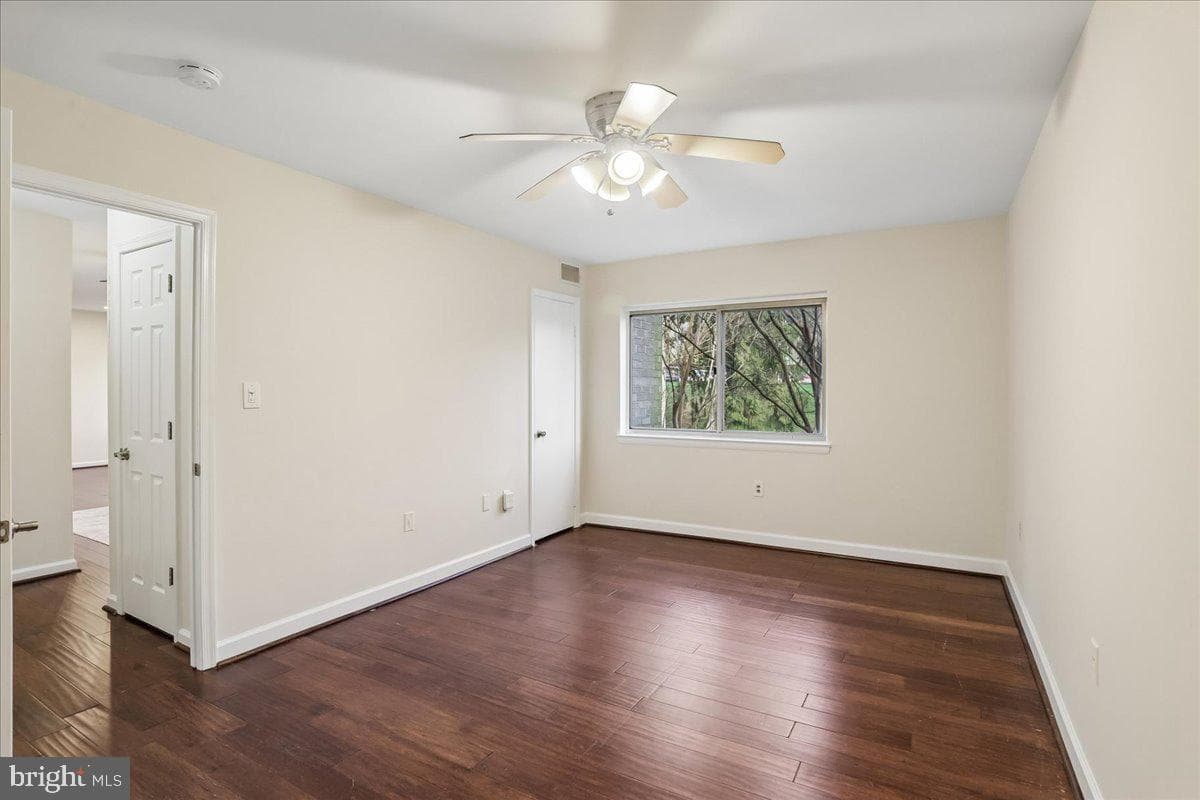 5202 Crossfield Court #120 photo 17