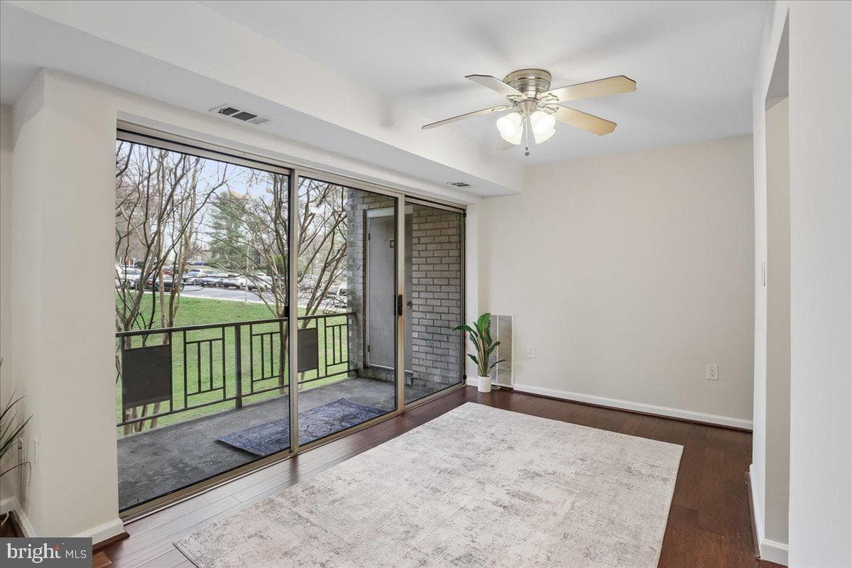 5202 Crossfield Court #120 photo 25
