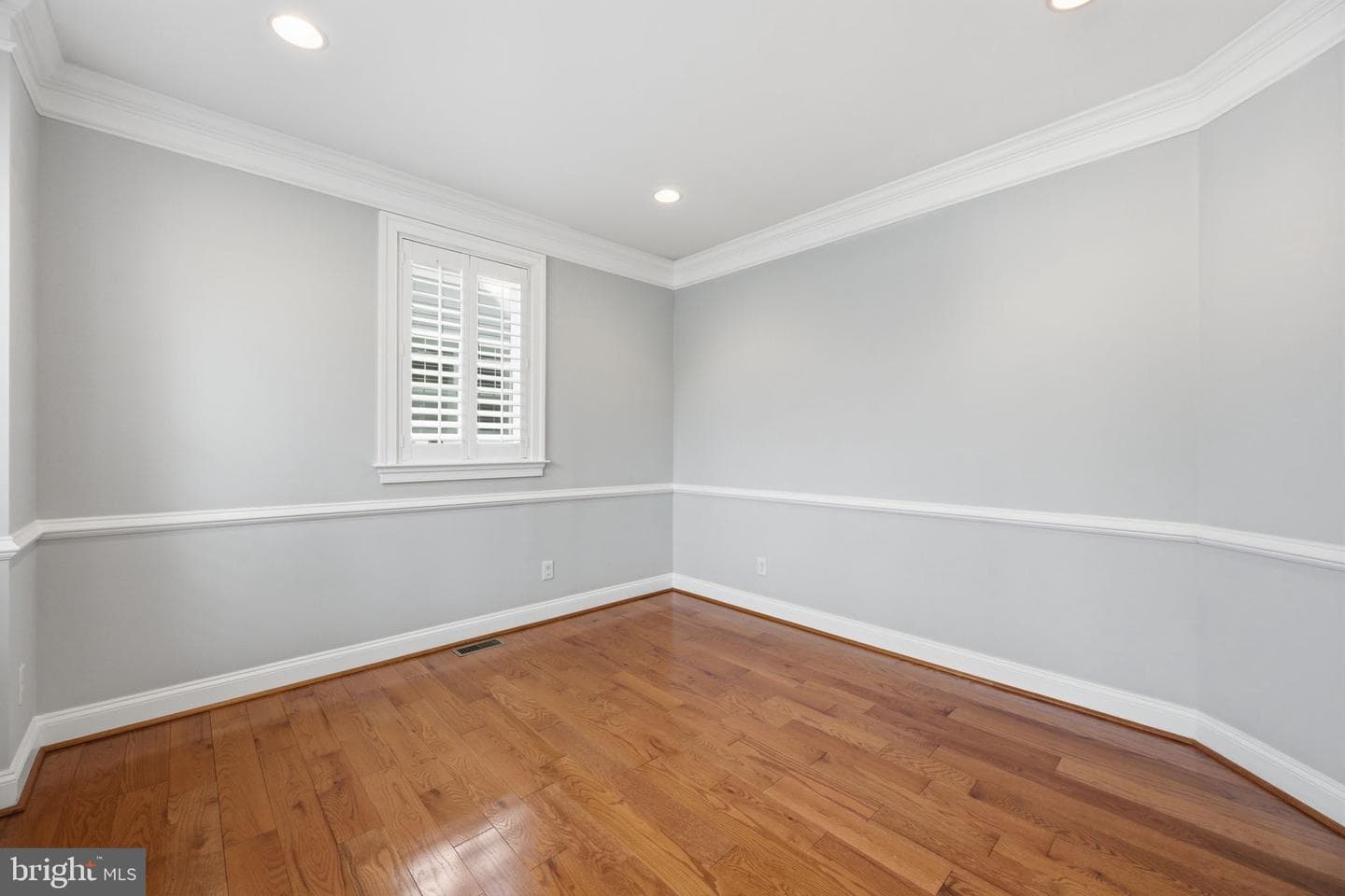 9705 Montauk Avenue photo 5