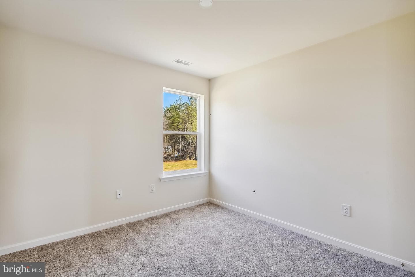 15330 Hildegard Lane photo 22