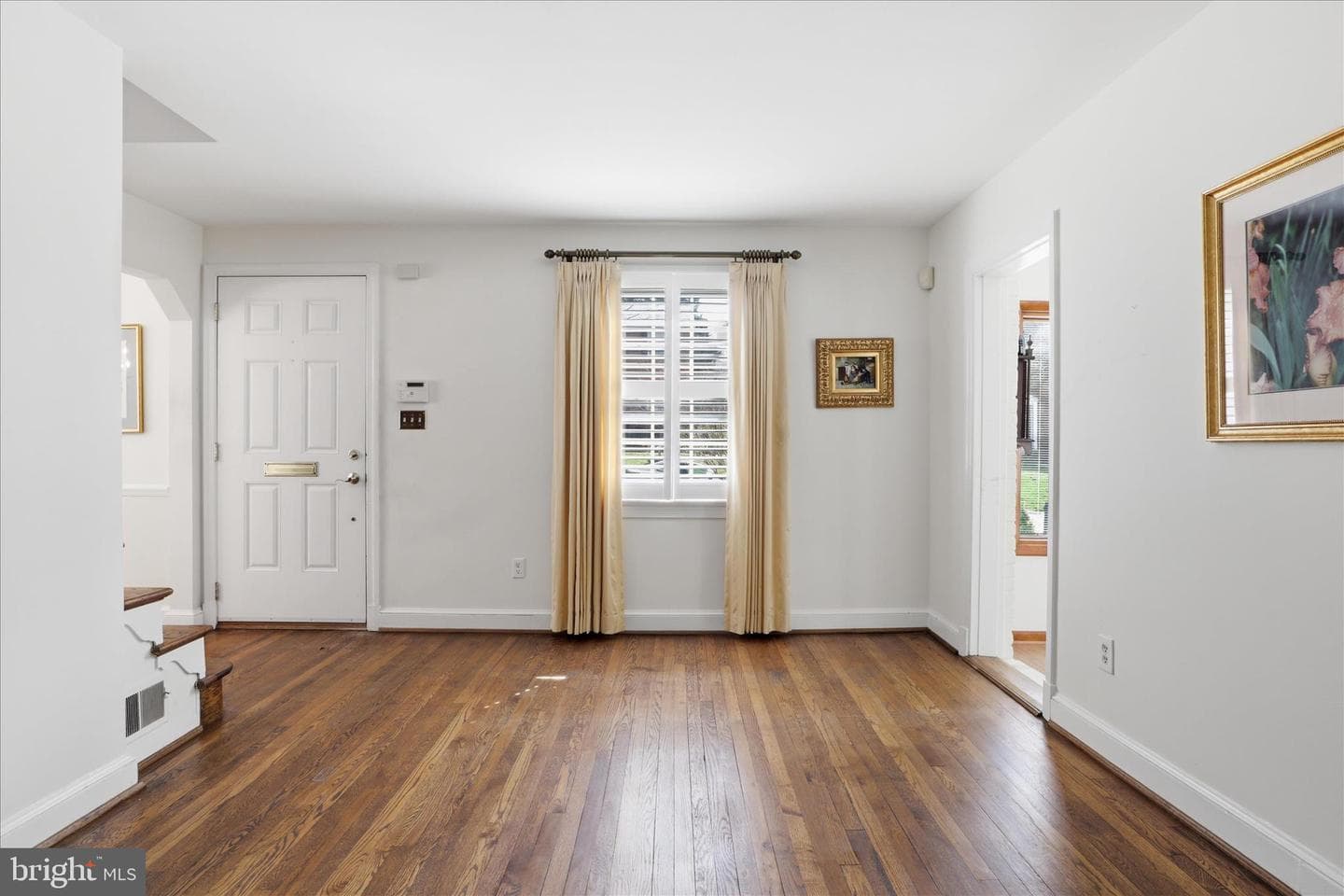 10010 Raynor Road photo 4